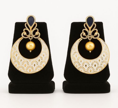 Imitation jewellery 3